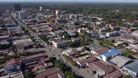 Drone-video-of-the-city-in-Bulawayo,-Zimbabwe