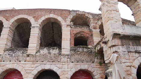 Vista-Panorámica-Panorámica-De-La-Arena-Di-Verona-En-Italia,-Hito-Histórico