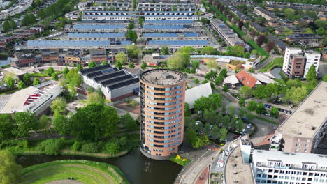 Aerial-video-of-residential-area-of-Amersfoort-Nieuwland,-The-Netherlands