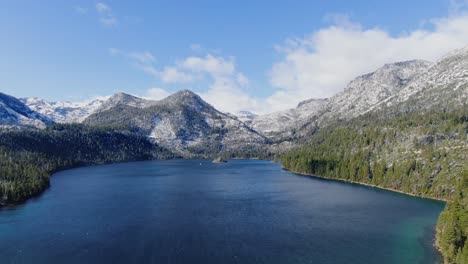 A-beautiful-aerial-view-of-Lake-Tahoe,-California,-Nevada-USA