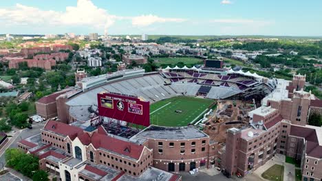 Luftaufnahme-Des-Doak-Campbell-Football-Stadium-Während-Der-Bauarbeiten