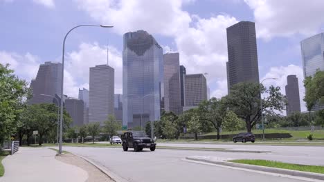 Centro-De-Houston-Desde-La-Calle