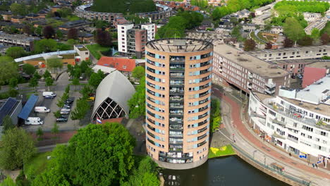 Video-Aéreo-De-La-Zona-Residencial-De-Amersfoort-Nieuwland,-Países-Bajos.