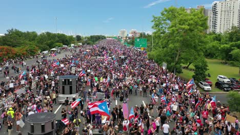 Biggest-Protest-in-Puerto-Rico-People-demanding-for-the-governor-Ricky-Rosello-to-quit