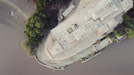 Aerial-View-Of-Sateen-Jo-Aastan-Beside-The-Indus-River-In-Pakistan