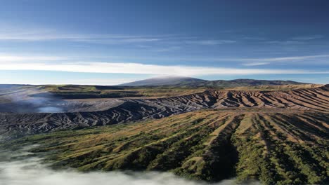 Drone-shot-of-mount-Bromo-in-Java,-Indonesia