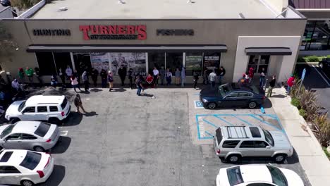 Gun-Store---Long-Lines-During-Covid-19-Coronavirus-Pandemic---Turner's-Outdoorsman-in-Torrance,-California,-USA