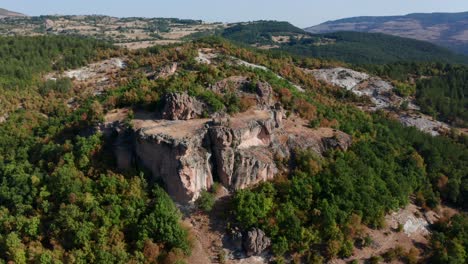 Harman-Kaya,-Thrakische-Megalithstätte-In-Den-Rhodopen-Bergen-In-Bulgarien