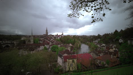 Bern-wide-angle-time-lapse-on-a-grey-cloudy-day