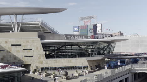 Vista-Exterior-Del-Estadio-De-Béisbol-Target-Field,-Hogar-De-Los-Minnesota-Twins