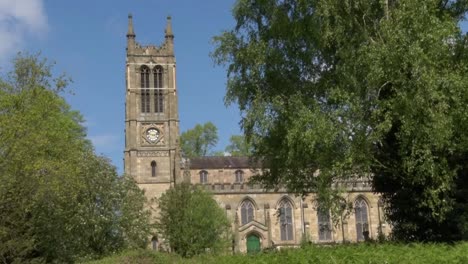 Kirche-Der-Heiligen-Dreifaltigkeit.-Wordsley.-West-Midlands.-Frühling.-Vereinigtes-Königreich