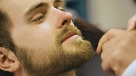 Barber-shop-client-close-up,-Caucasian-male