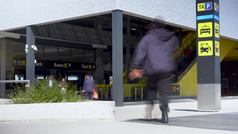 Timelapse-Del-Transeúnte-Del-Aeropuerto-De-Melbourne-Tullamarine