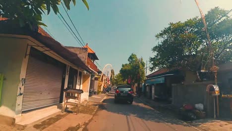 Back-ally-scooter-riding-in-Sanur-Bali