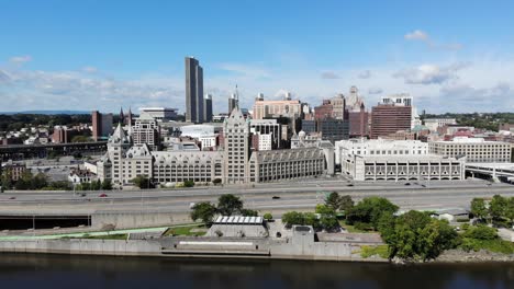 Withdrawing-shot-of-Albany-NY-skyline