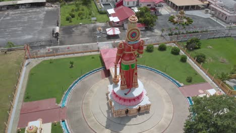 Hanuman-Murti-En-Trinidad,-El-Hanuman-Murti-Más-Grande-Fuera-De-La-India