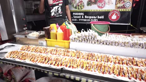 Street-food-night-market-in-Lankawi-island