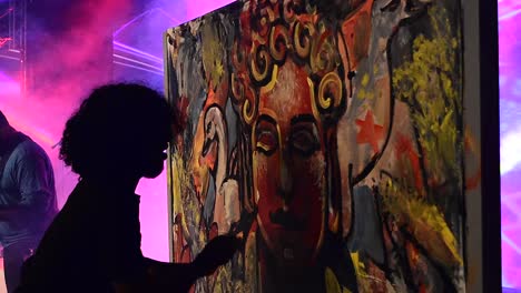 Artist-Creating-Art-During-Live-Concert