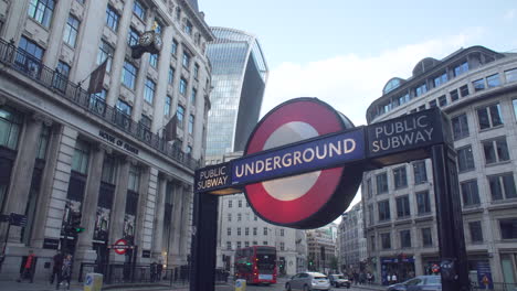 London-underground-entrance-outside-of-The-House-of-Fraser-store-in-London,-England