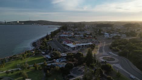 Esperance-Town-at-dusk,-Western-Australia