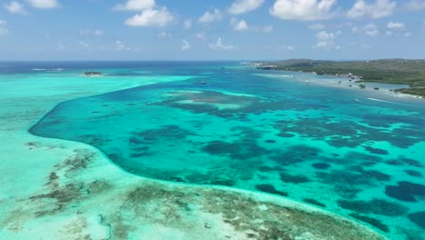 Caribbean-Skyline-At-San-Andres-Providencia-Y-Santa-Catalina-Colombia