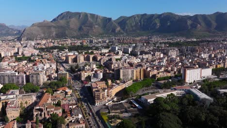 Beautiful-Drone-Shot-Above-Palermo,-Sicily-City