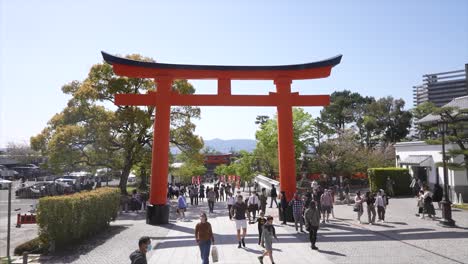 Fushimi-Inari,-the-toriis-labyrinth-shrine-in-Kyoto,-entrance-of-Fushimi-Inari-Taisha