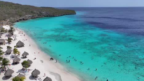 Cas-Abao-Strand-In-Willemstad-In-Den-Niederlanden-Curacao