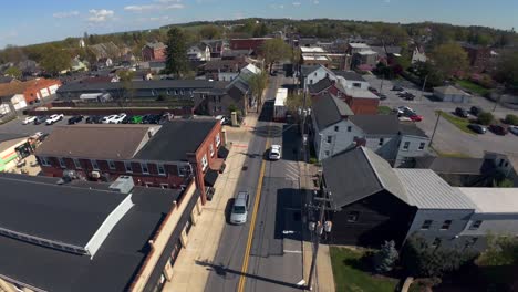 FPV-drone-shot-of-town-street-in-USA