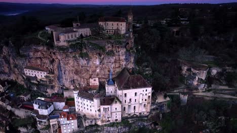 Una-Toma-Orbital-De-Un-Dron-Del-Pueblo-De-Rocamadour