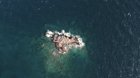 Rocky-islet-in-athens-Riviera