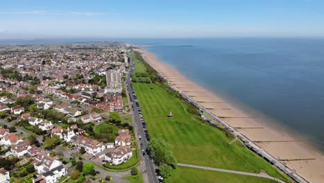 Rotating-drone-shot-of-Fronton-on-Sea-coastline-in-Essex,-UK