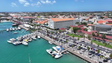 Horizonte-De-Aruba-En-Oranjestad-En-El-Caribe,-Países-Bajos,-Aruba