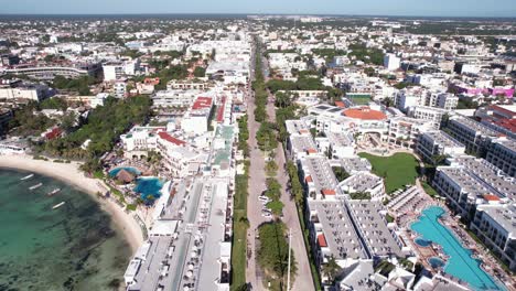 Drohnenaufnahme-Von-Playa-Del-Carmen,-Mexiko