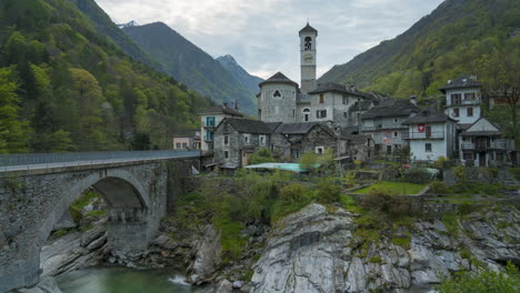 Church-in-the-Verzasca-Valley,-Lavertezzo