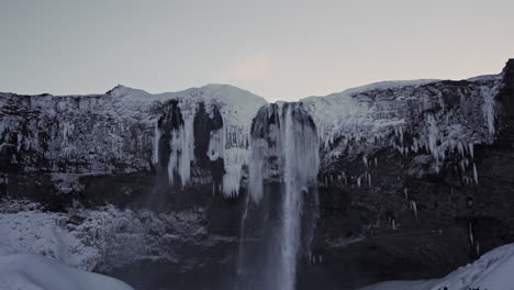Zeitlupe-Des-Seljalandsfoss-Wasserfalls-Eines-Berühmten-Wahrzeichens-In-Island