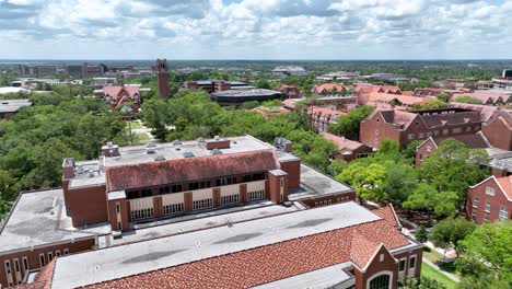 Luftangriff-Der-University-Of-Florida-Auf-Den-Campus