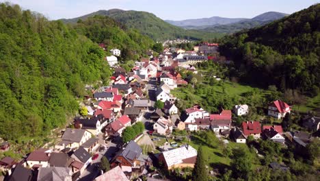 Casas-En-La-Histórica-Ciudad-De-Stramberk-En-La-Región-De-Moravia-Silesia-De-La-República-Checa.