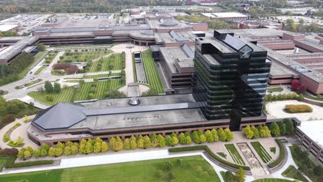 Chrysler-Technology-Center-World-Headquarters-in-aerial-parallax-shot