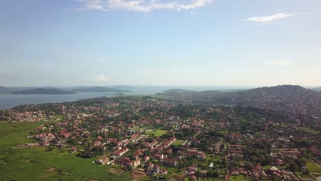 Bukasa-Distrikt-Und-Viktoriasee-In-Kampala