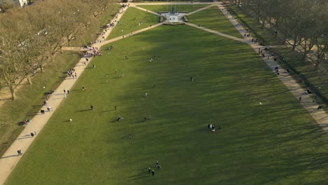 Menschen-Im-Kasprowicz-Park-In-Stettin,-Polen---Drohnenaufnahme-Aus-Der-Luft