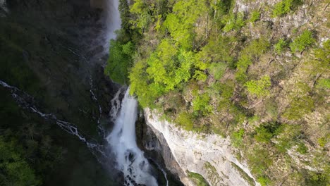 Profile-view-of-famous-Seerenbachfälle-waterfall-in-Amden,-Switzerland