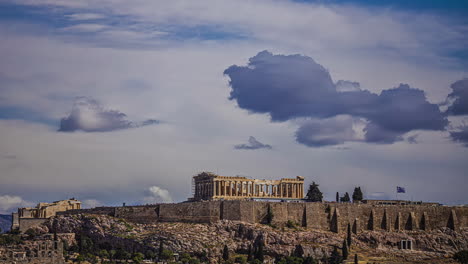 Der-Parthenon-Für-Die-Göttin-Athene-Auf-Der-Athener-Akropolis-In-Griechenland