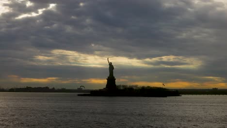 Freiheitsstatue-New-York-City-Staten-Island-Fähre