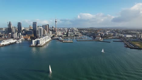 Halsey-Street-Wharf-En-Auckland-Waterfront-Y-CBD-En-La-Isla-Norte,-Nueva-Zelanda