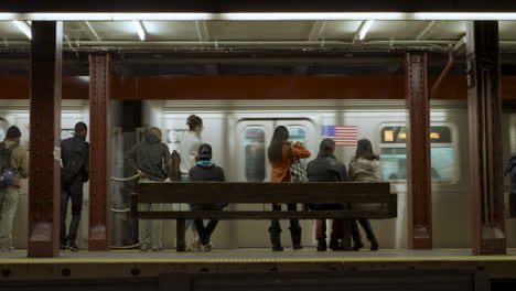 Commuters-Board-Subway-at-34th-Street-in-Manhattan