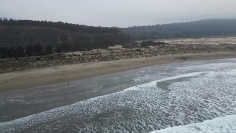 Der-Strand-Huaquen,-La-Ligua,-Liegt-In-Der-Region-Valparaiso-In-Chile