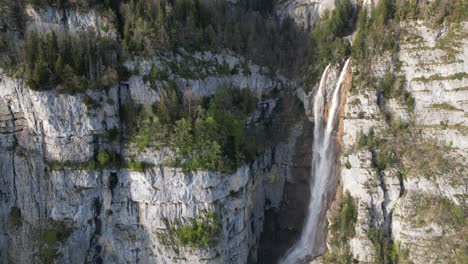 Cataratas-Seerenbach-Amden-St