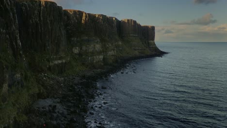 Kilt-Rock-on-Isle-of-Skye,-Scotland