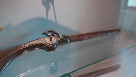 Antique-musket-on-display-in-Trakoscan-Castle's-weapon-room,-Croatia-museum-exhibit